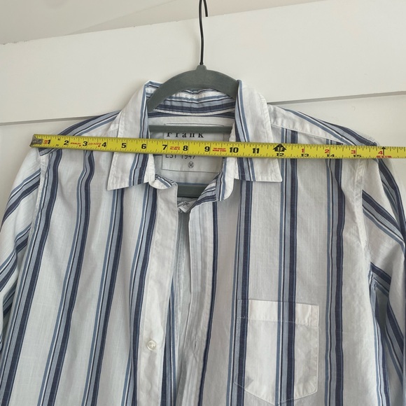 Like New Frank & Eileen Barry Striped Button Down Shirt. Medium - Picture 7 of 10